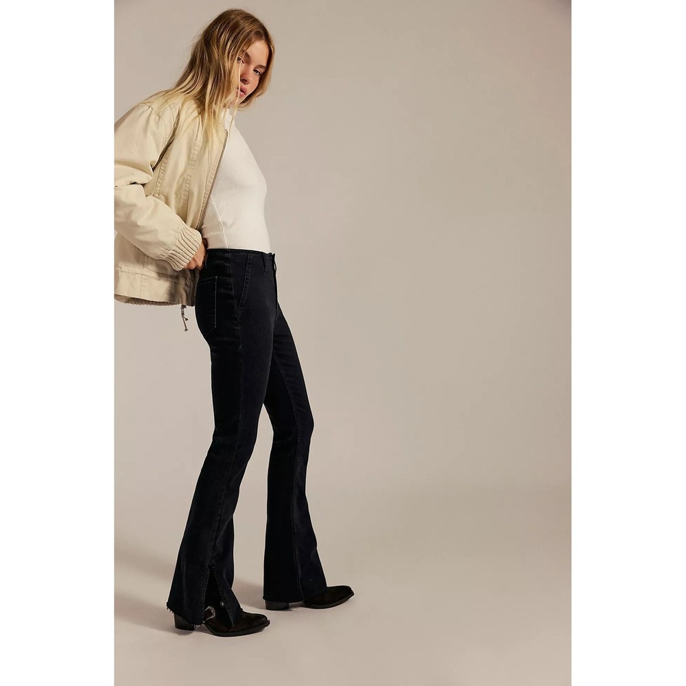 We The‎ Free Level Up Flare Jeans Washed Black High Rise Raw Hem Slit Womens 25